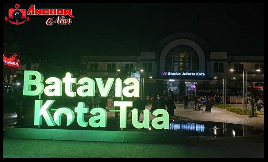 Malam Mingguan di Kota Tua Jakarta