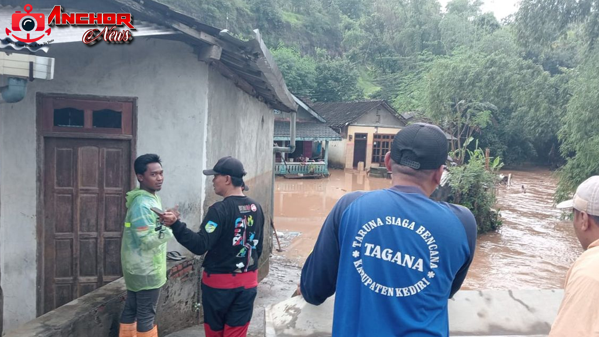 Hujan Lebat Sebabkan Banjir di Kediri, 11 Rumah Terdampak