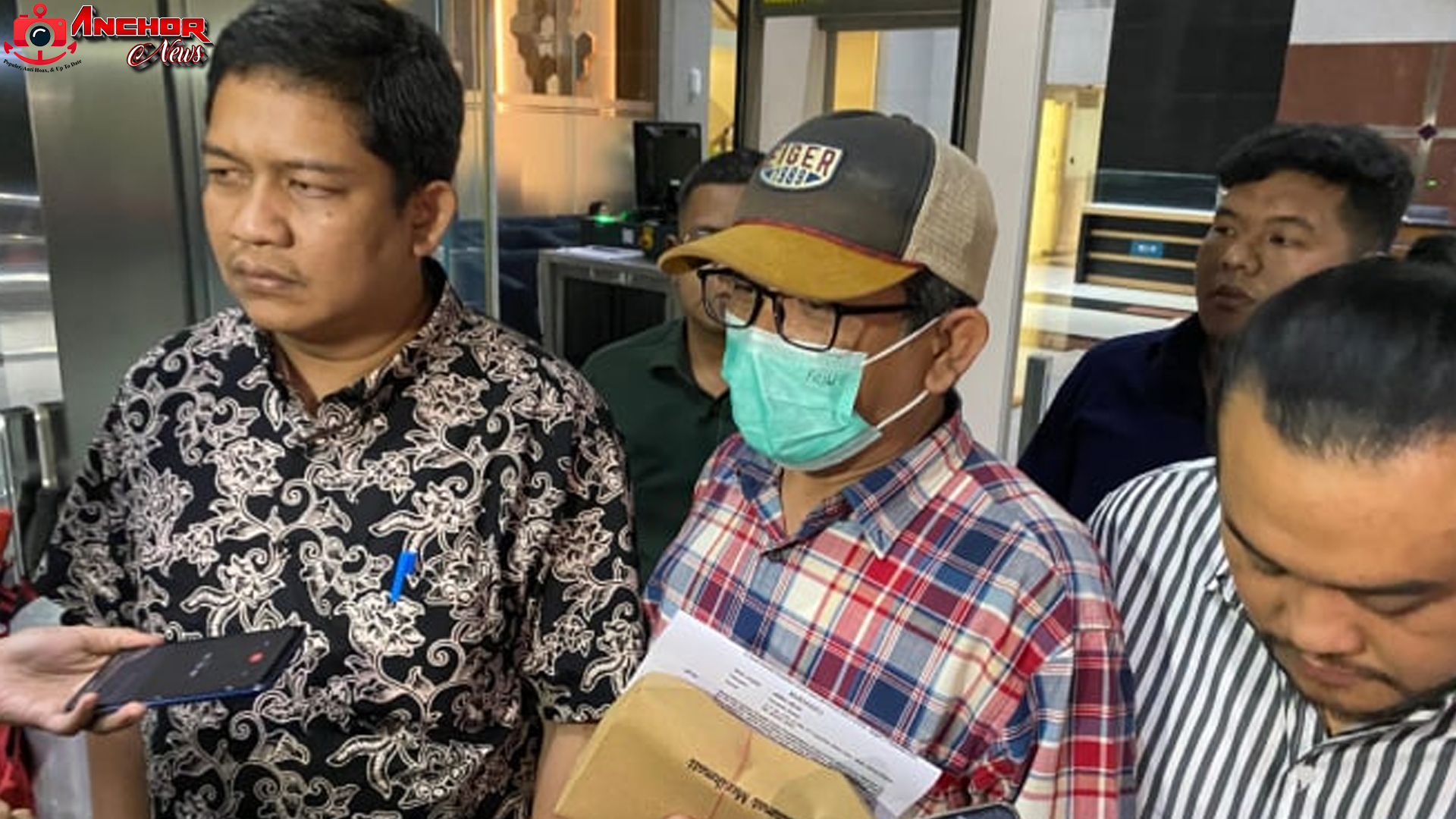 KPK Tangani Kasus Hasto: Suami Agustiani Tio Jadi Saksi